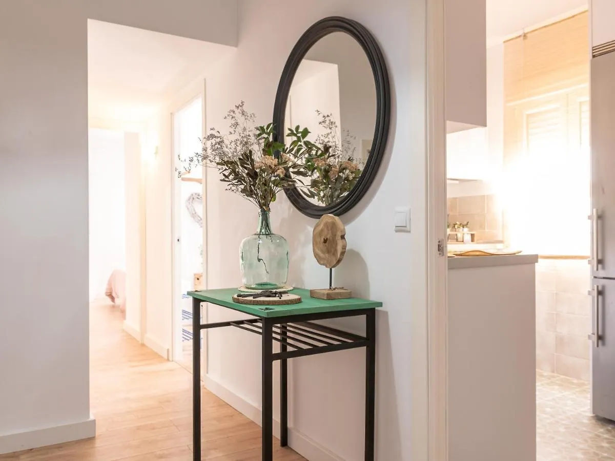 Apartment Ferienwohnung Nayber Gavia - Nuevo Y Centrico Apartamento En Córdoba